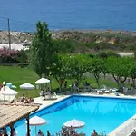 Irinna Hotell 3*