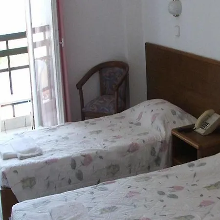 Irinna Hotel Svoronata