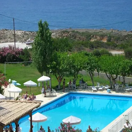 Irinna Hotel Svoronata