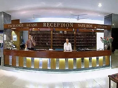 Irinna Hotel 3*
