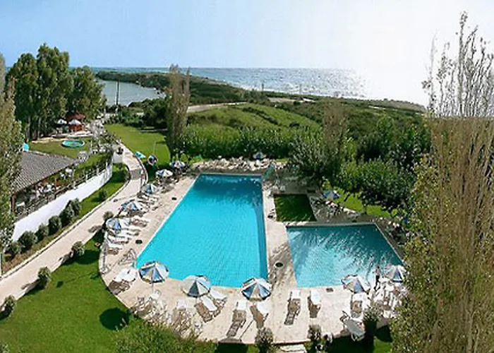 Irinna Hotel Svoronata
