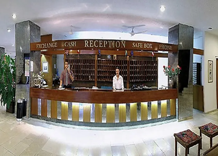 Hotel Irinna 3*