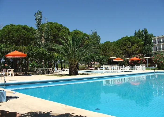 Hotel Irinna 3*