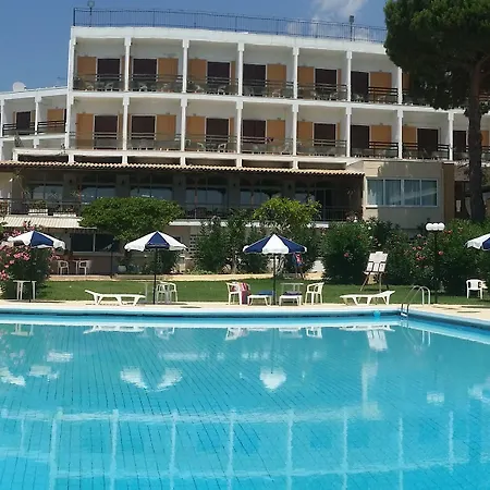 Irinna Hotel Svoronata